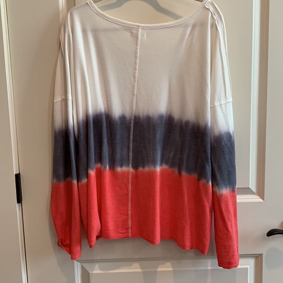Maurice size 3 red white and blue tie-dye long sleeve - Picture 3 of 3